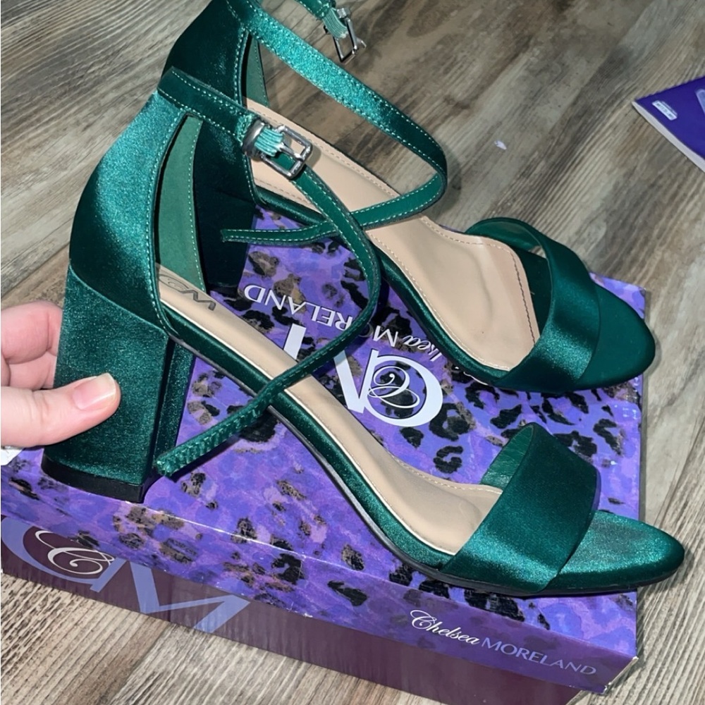 Chelsea Moreland Emerald Satin Heels